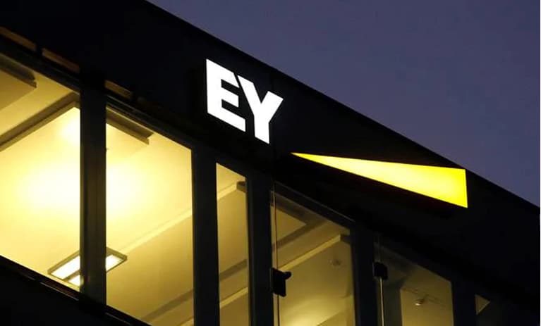 E&Y